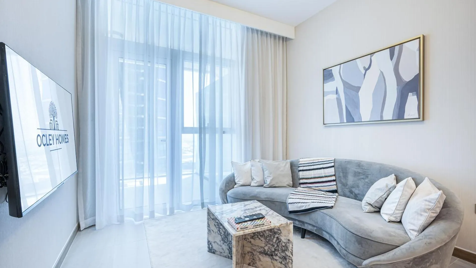 Apartment Elegantly Furnished Missoni Home With Canal Views Dubai